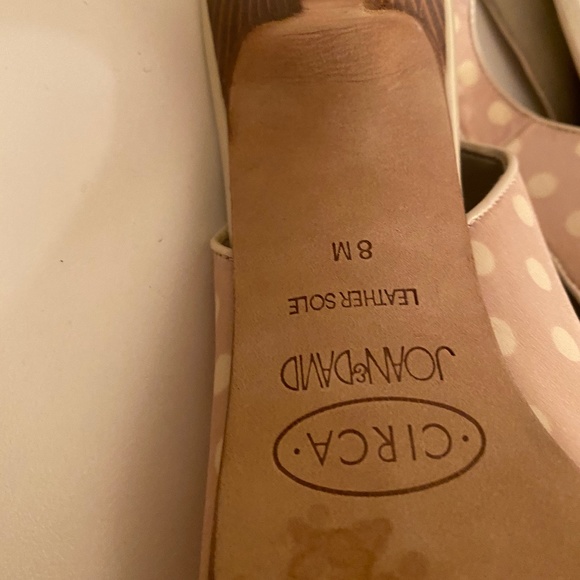 Circa Joan & David Pink Polka Dot w/ Bow Heels - Picture 11 of 12